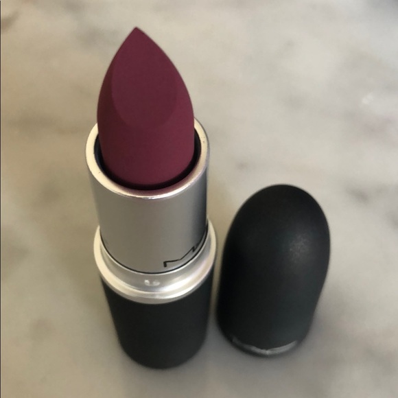 mac burning love lipstick